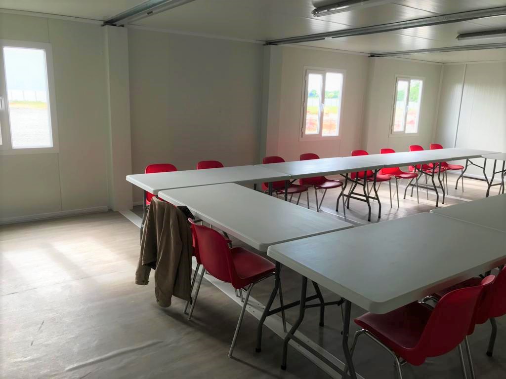 SALLE DE REUNION JUMELEE EN BUNGALOW DE CHANTIER